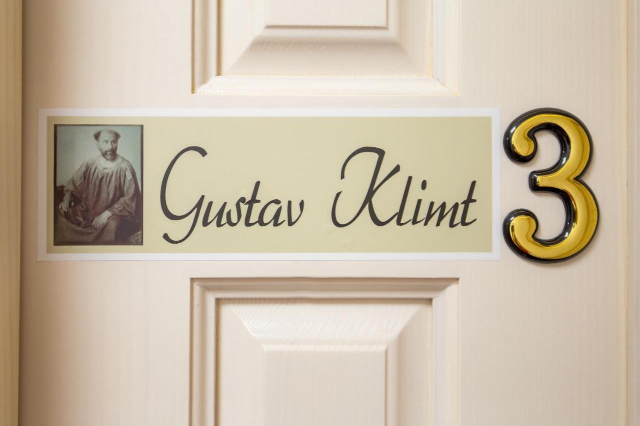 Апартаменты Art Teatro - Gustav Klimt Риека Экстерьер фото